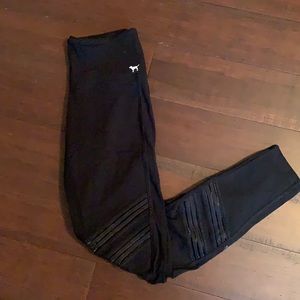 PINK Victoria’s Secret Leggings